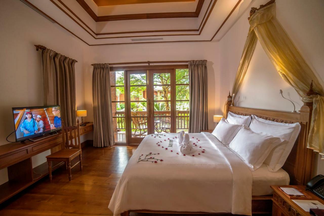 Heritage Bagan Hotel Exterior photo